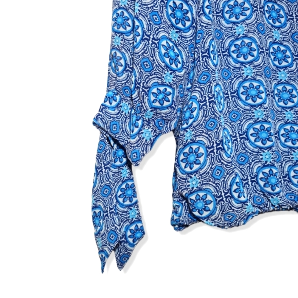 Size-S, Charming Charlie top in tile print - Picture 4 of 5